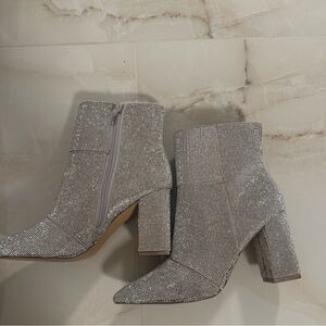 green emerald velvet dress Perfect Dress Bootie 60 It 42.5 main image 0